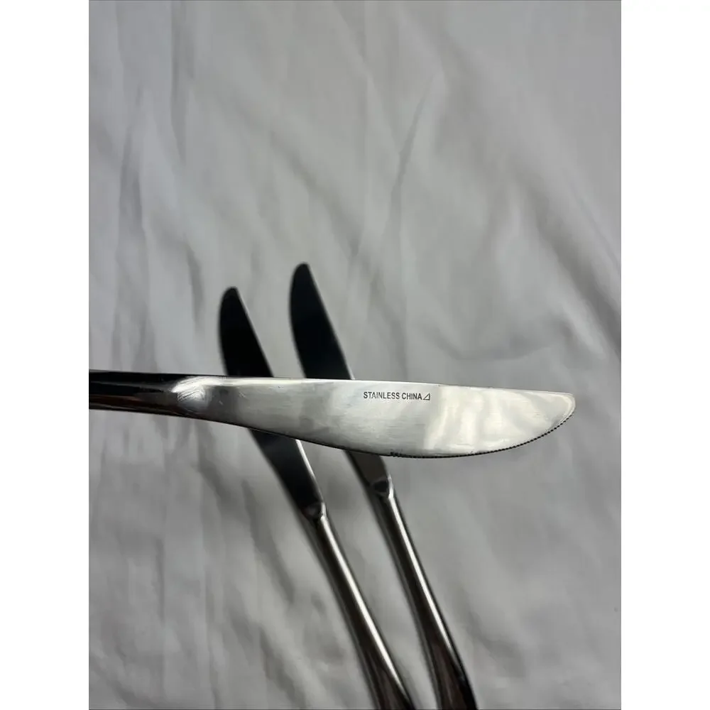 Set Of 3 Stainless Steel Dinner Knife Obtuse Triangle shape logo, unknown brand